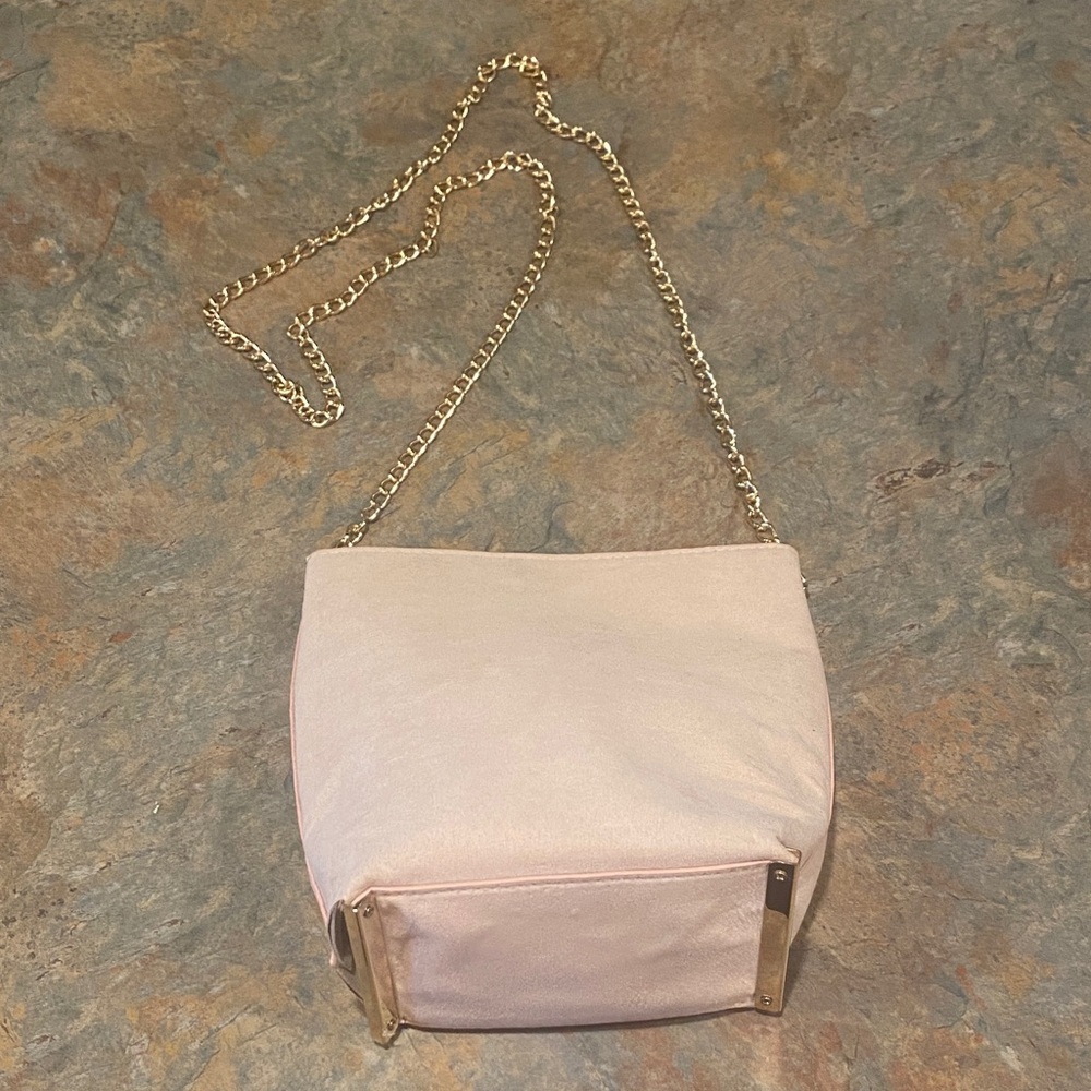 Misguided Dusty Pink and Gold Chain Strap Bag EUC